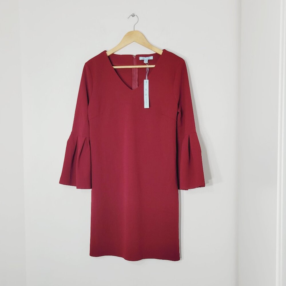 She + Sky Women's Red Long Bell Sleeve Fit & Flare Back Zip Shift Dress Size M